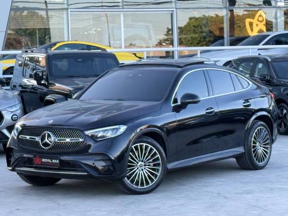 MERCEDES-BENZ GLC 300 2.0 MHEV AMG LINE COUPÉ 4MATIC 9G-TRONIC MERCEDES-BENZ GLC 300 2.0 MHEV AMG LINE COUPÉ 4MATIC 9G-TRONIC